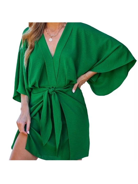 Cupshe Other - CUPSHE Shamrock Green Surplice Mini Dress